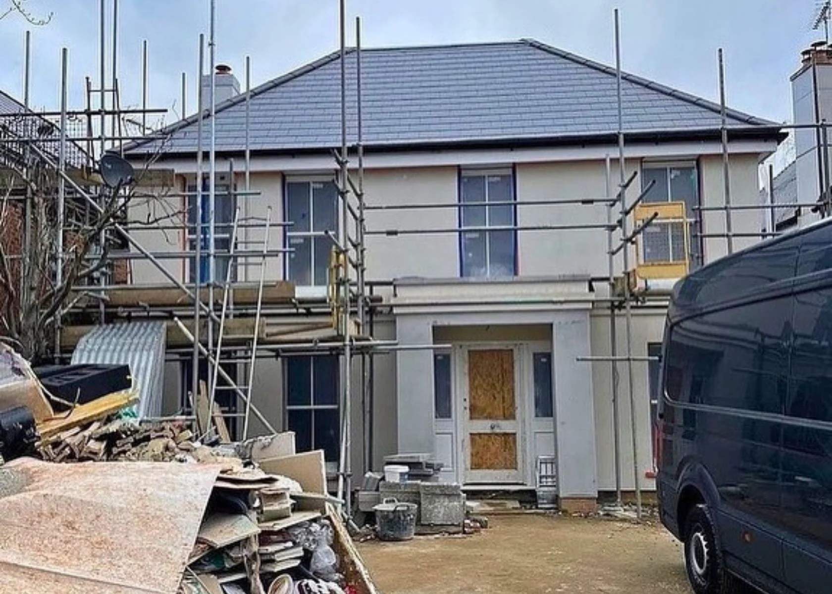 Walton-on-Thames: The new roof and external envelope during construction.